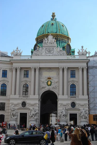 Uitzicht op Oostenrijk Wenen hofburg hofreitschule — Stockfoto