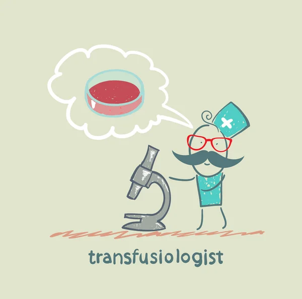 Transfusiologist working on a cure for blood substitutes, and looking through a microscope — Stock Photo, Image