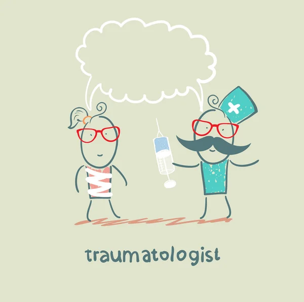 Traumatologist houdt een spuit en vertelt de patiënt — Stockfoto