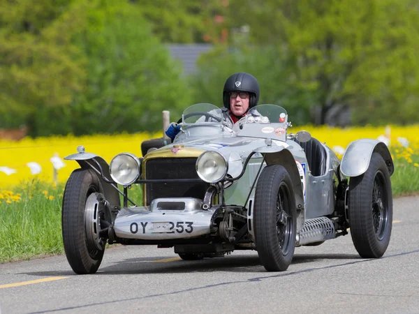 Vintage pre oorlog race auto alvis grenfell uit 1932 — Stockfoto