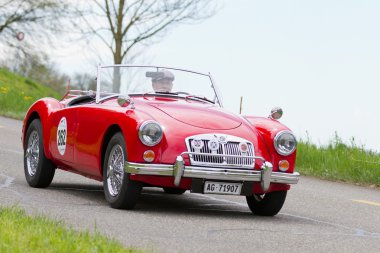 eski model araba mg mga 1600 1959
