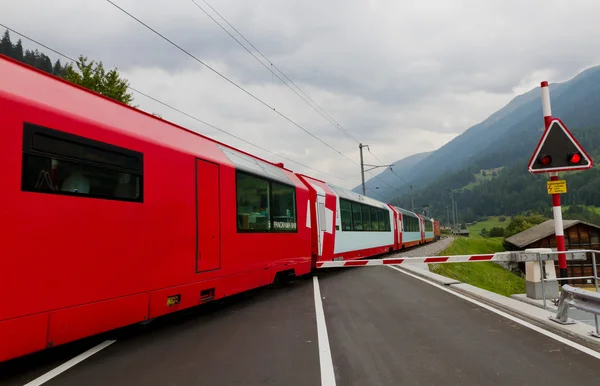 Glacier express tåget, Schweiz Stockbild