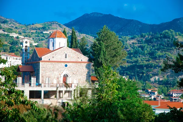 La vecchia Chiesa sui monti Troodos — Foto Stock