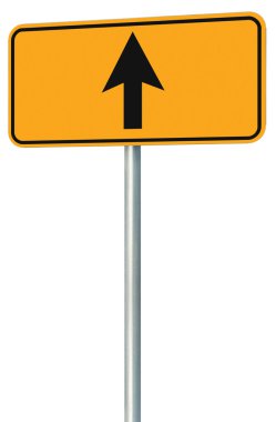 dosdoğru yol yol levhası, sarı izole yol kenarındaki traf git