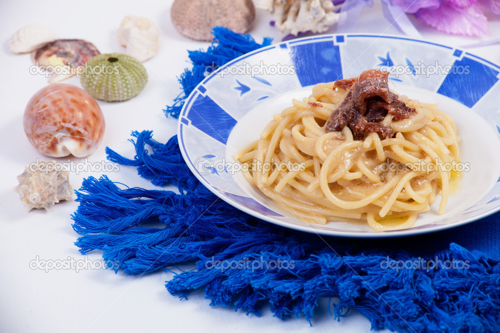 Pasta with Butter and Anchovies