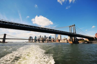 New York 'taki Manhattan Köprüsü' nün panoramik fotoğrafı, ABD