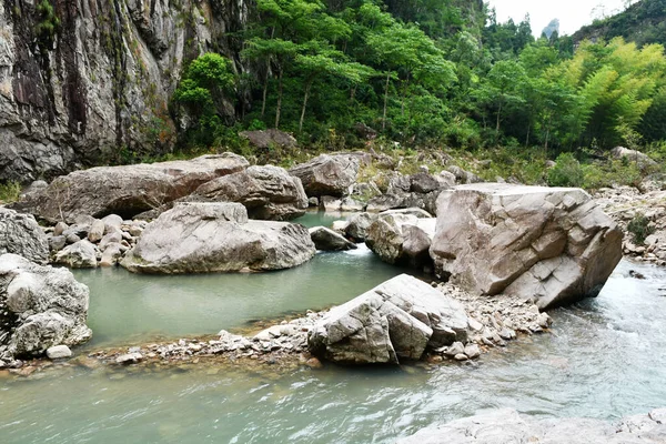 Foto Von Felsen Bächen Tal — Stockfoto