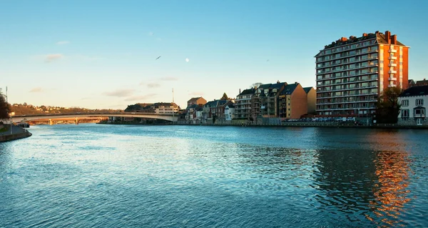 Puente viejo en Namur — Foto de Stock