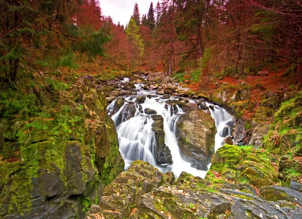 Dunkeld vízesés Skócia — Stock Fotó