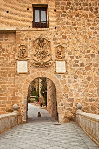 Gate of the city of Toledo — Stock Photo, Image