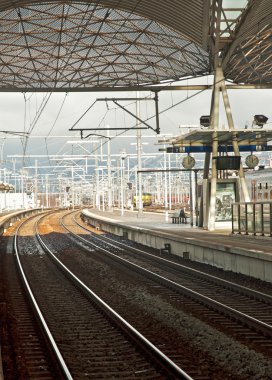 Belçika'daki modern demiryolu İstasyonu