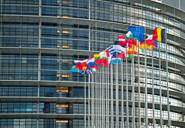 Buitenkant van het Europees Parlement van Straatsburg — Stockfoto