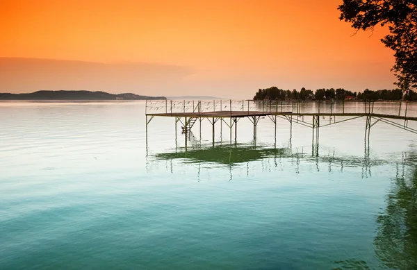 Balatonsjön med en mycket fin solnedgång — Stockfoto