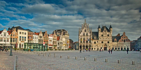 Vista del Grote Markt Imágenes de stock libres de derechos