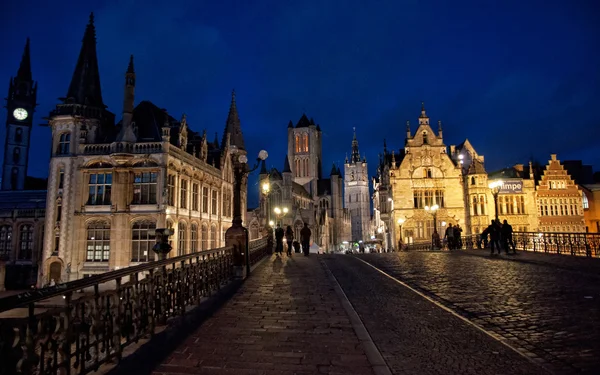 Vieille ville de Strasbourg en soirée — Photo