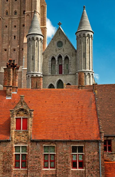 Bruges eski kasaba tipik evleri — Stok fotoğraf