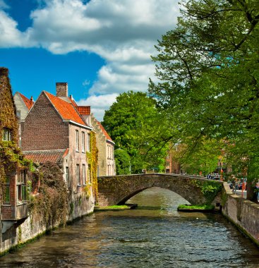 Brugge içinde köprü