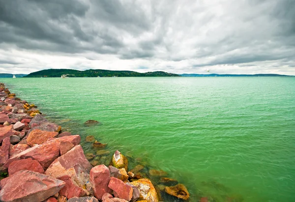 Güzel bir bulutlu balaton Gölü — Stok fotoğraf