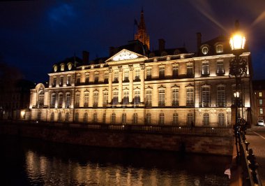 Akşamları eski kasaba