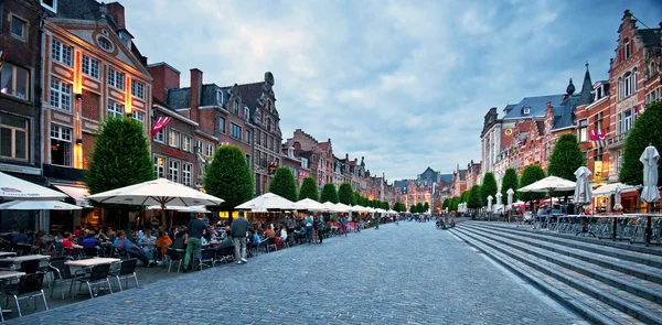 The longest bar in the world — Stock Photo, Image