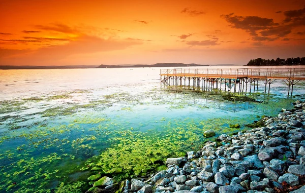 Lago Balaton con una puesta de sol muy agradable — Foto de Stock