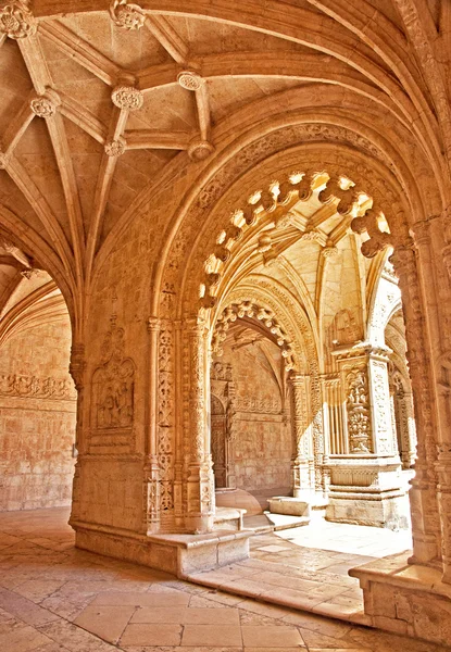 Starożytne mosteiro dos jeronimos z Lizbony — Zdjęcie stockowe