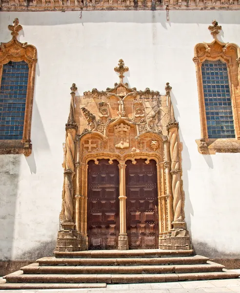 Entrance of the old University of Coimbra — Stock Photo, Image