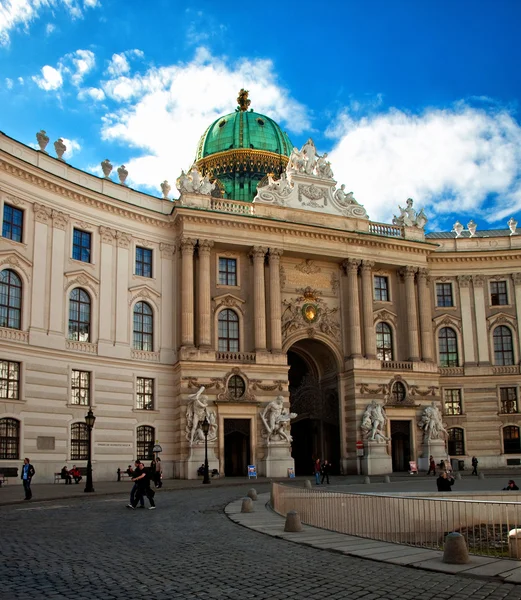 Slavný hofburg paláci ve Vídni — Stock fotografie