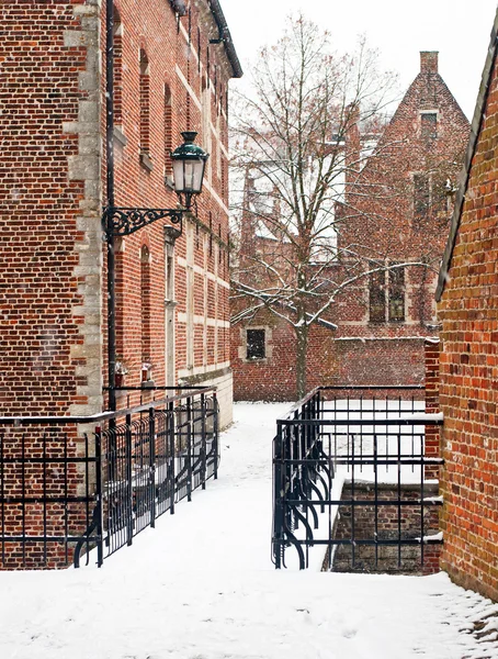 Oude stad van leuven, België in de winter — Stockfoto
