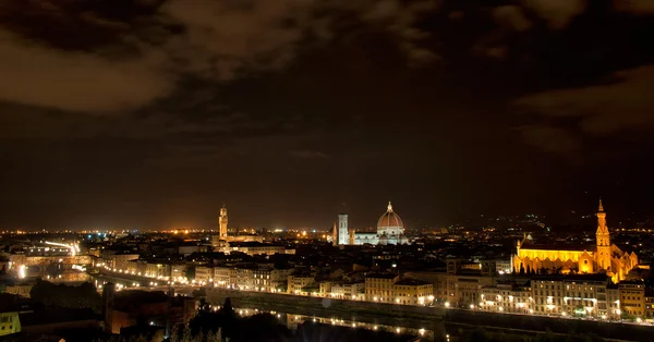 Nice view on Budapest at night — Stock Photo, Image