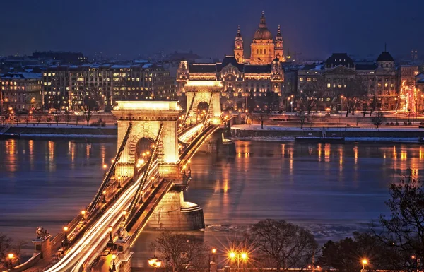 Beroemde Kettingbrug in Boedapest, Hongarije — Stockfoto