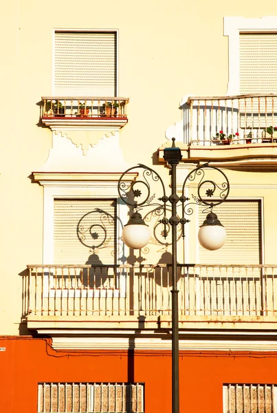 Pěkný dům v Cádiz, Španělsko — Stock fotografie
