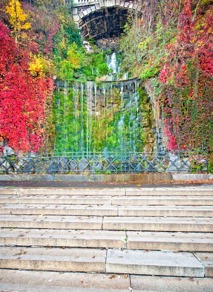 Cascata nel Parco — Foto Stock