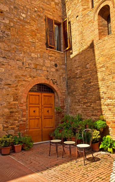 Bonitas casas en el casco antiguo — Foto de Stock