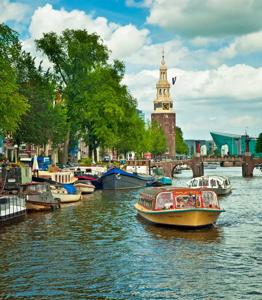 Canales de Amsterdam —  Fotos de Stock