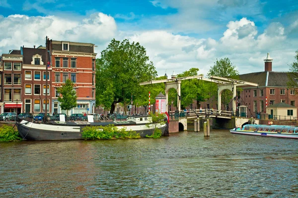 Amsterdam kanalları — Stok fotoğraf