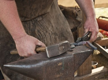 Demirci dövme demir smith örs hammerman