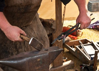 Demirci dövme demir smith örs hammerman