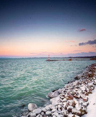 Macaristan, Balaton Gölü 'nde güzel bir kış manzarası