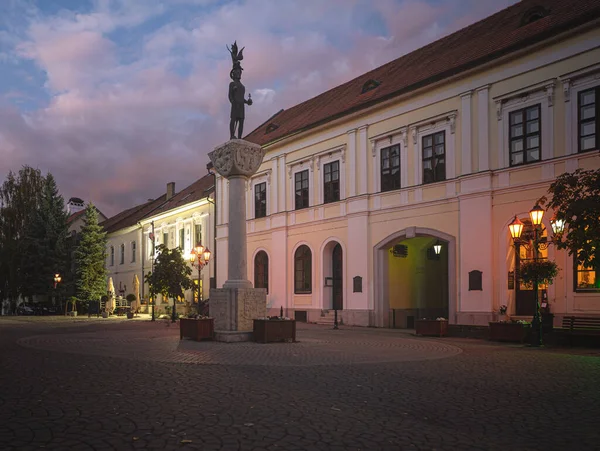 Tokaj Magyarország 2022 Október Tokaj Főtere Éjjel — Stock Fotó