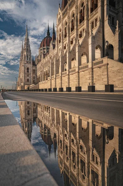 Słynny Węgierski Parlament Budapeszcie — Zdjęcie stockowe