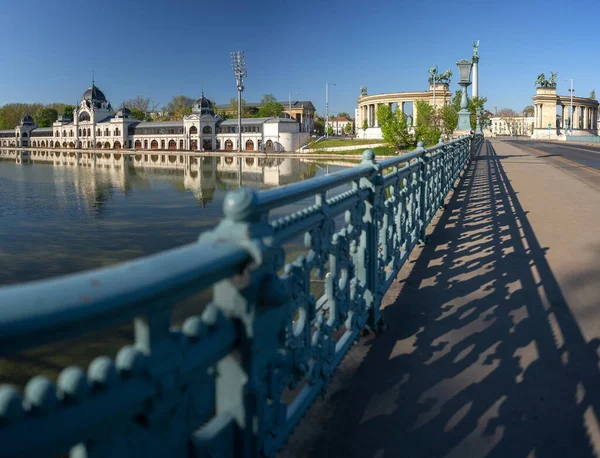 Budapest Ungarn Mai 2021 Blick Auf Die Architektur Des Stadtparks — Stockfoto