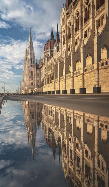 Słynny Węgierski Parlament Budapeszcie — Zdjęcie stockowe