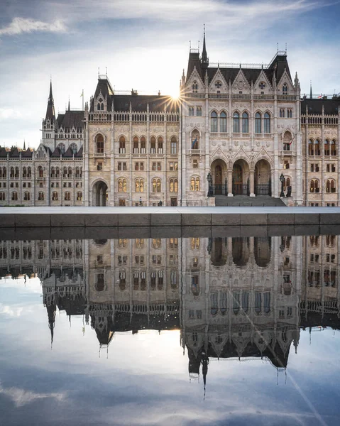 Famoso Parlamento Húngaro Budapeste Pôr Sol — Fotografia de Stock