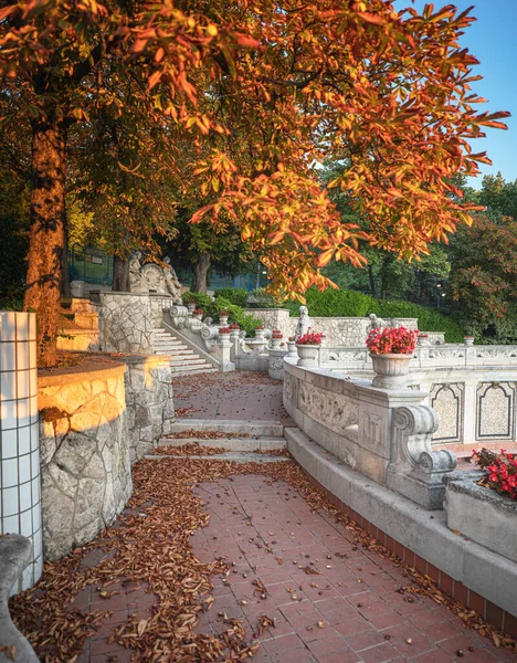 2019年10月27日 布达佩斯Gellert温泉浴场 Gellert Medicinal Bath是布达佩斯最高档的浴池 — 图库照片