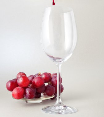 cam ve üzüm ile natürmort
