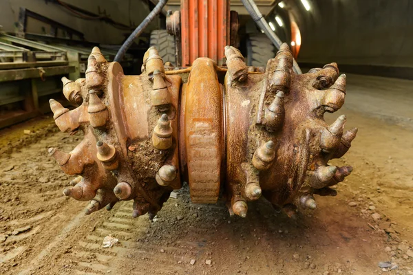 Trabajando en el túnel — Foto de Stock