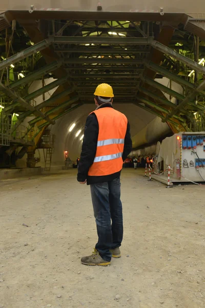 Trabalhando no túnel — Fotografia de Stock