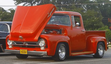 Ford F-100 clipart