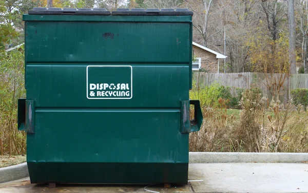 Disposal and recycling dumpster — Stock Photo, Image